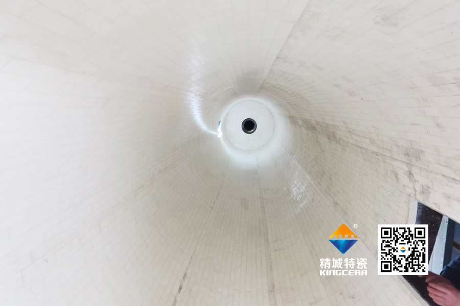 大型球磨機(jī)安裝陶瓷襯板